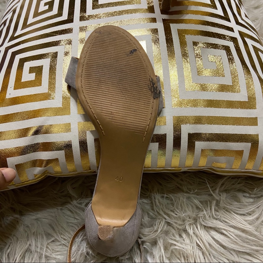 Kitten heels - Picture 3 of 3